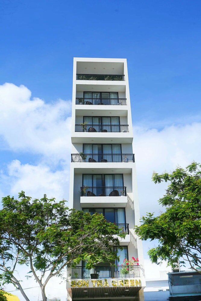 Фото отеля 2