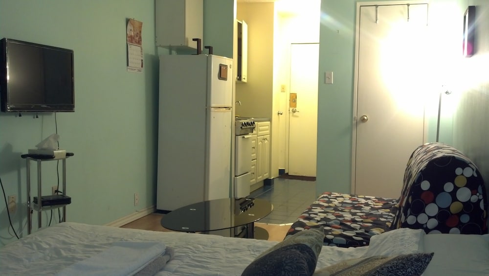 Фото Toronto Furnished Rooms