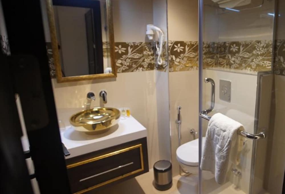 Фото Best Night 2