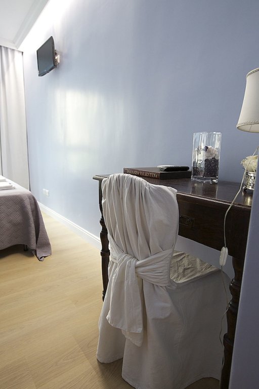 Фото Rhome Hosting GuestHouse