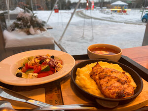 Mgrillcafe (Novgorod Region, Okulovskiy District, Turbinnoye selskoye poseleniye, M-11, 423-y kilometr), cafe