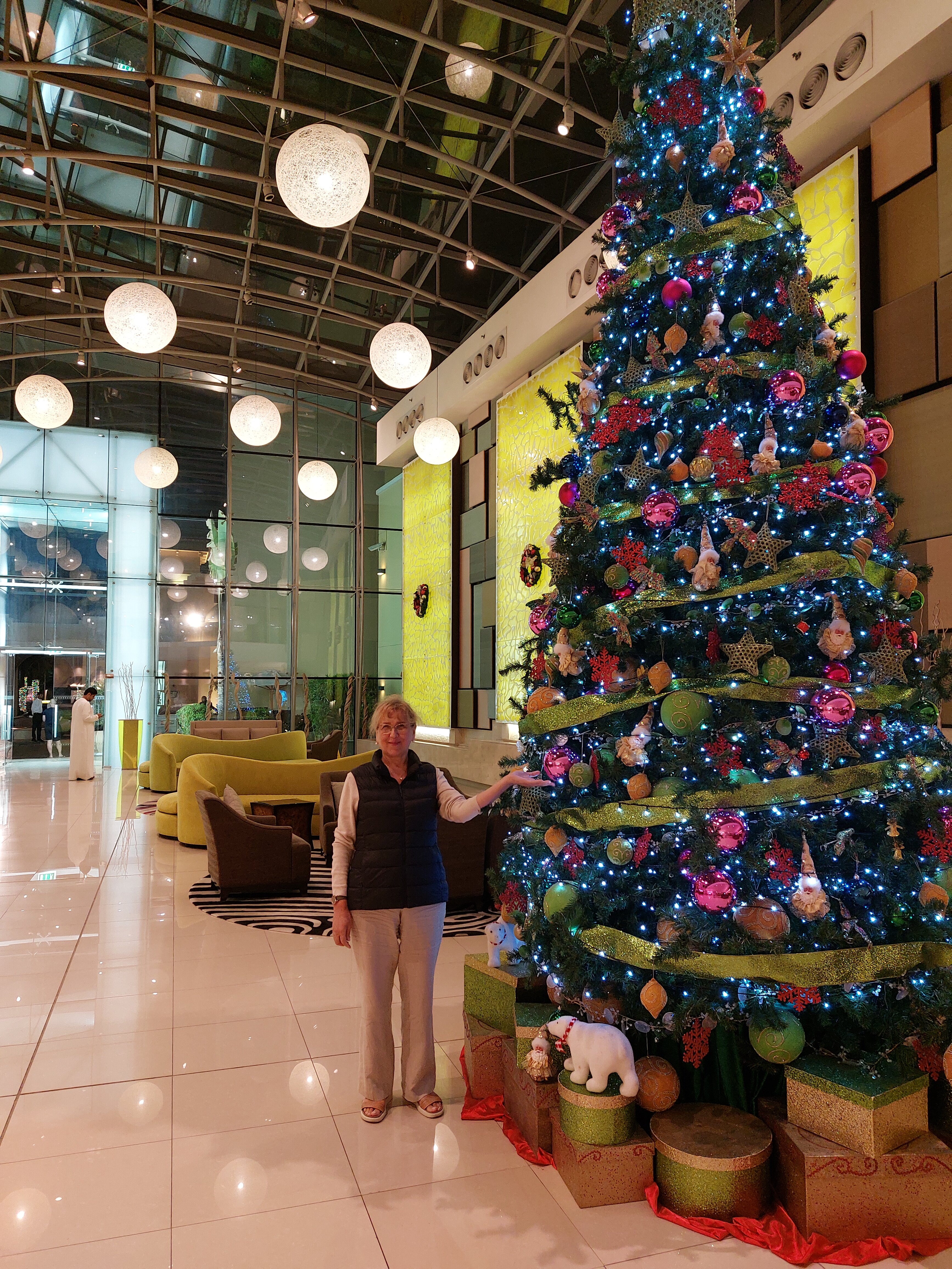 Фото Traders Hotel, Qaryat Al Beri, Abu Dhabi