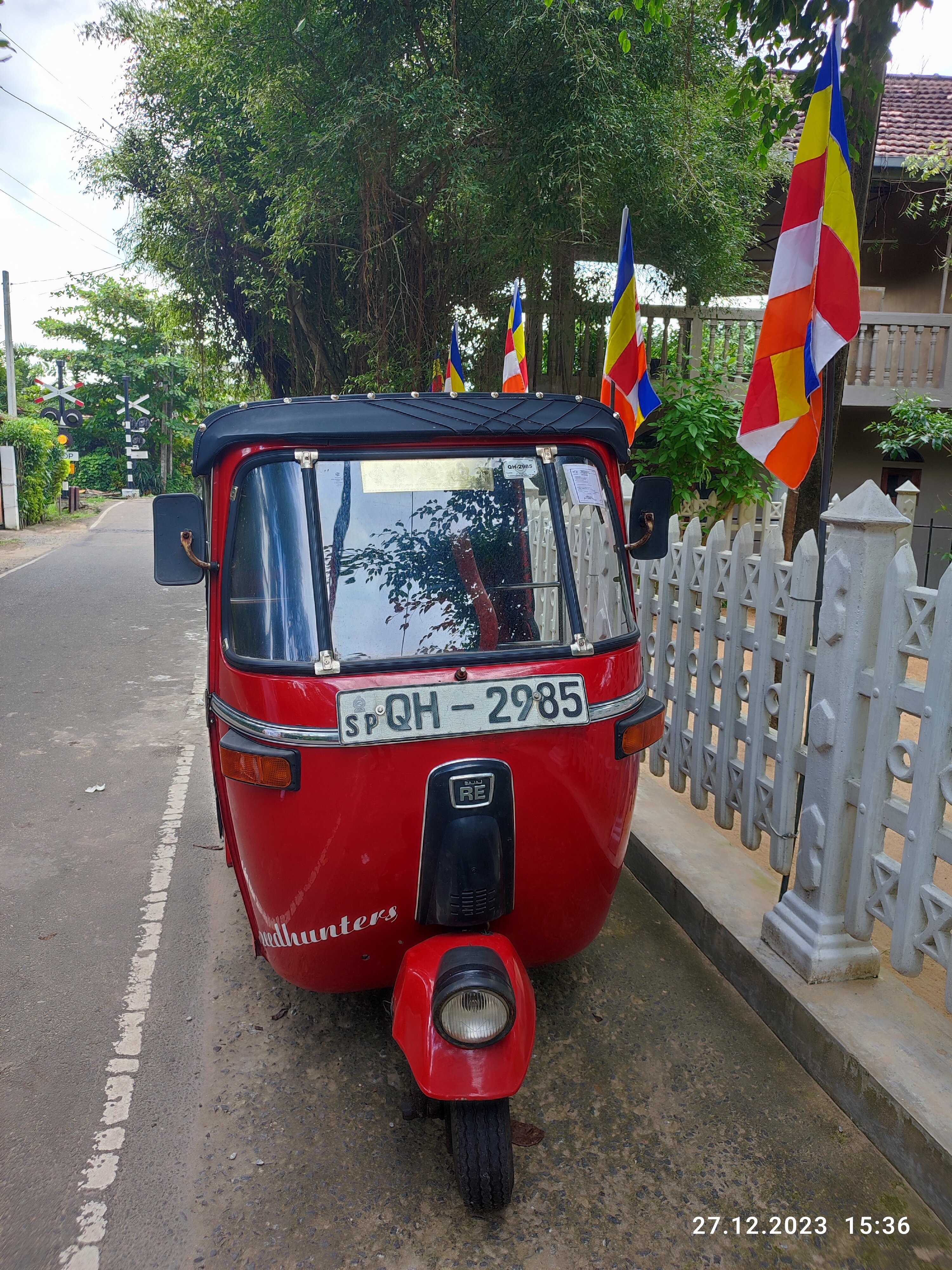 Фото Hikkaduwa Beach Hotel