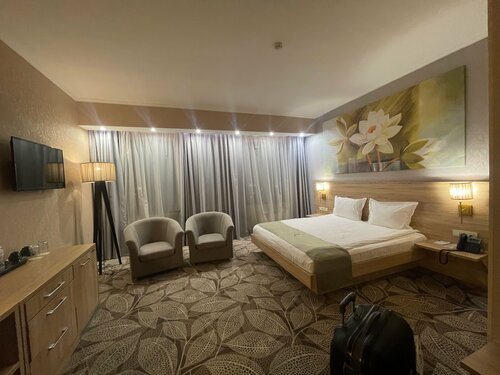 Внешний вид отеля Renion Park в Алматах, фото 3