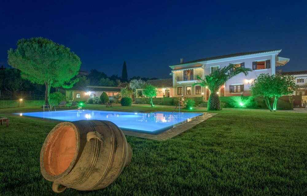 Фото Sarakino The House of Literature