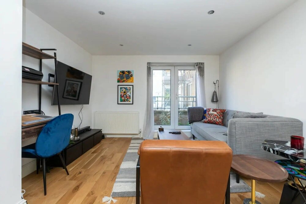 Фото Modern & Spacious 2bd Flat - Westbourne Park