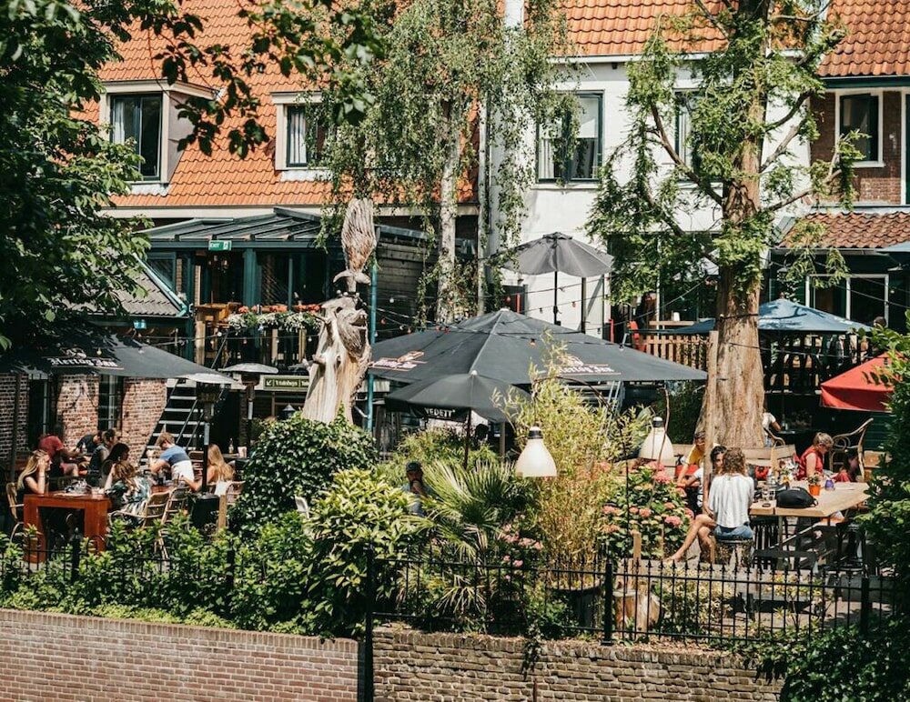 Фото Long John’s Hotel