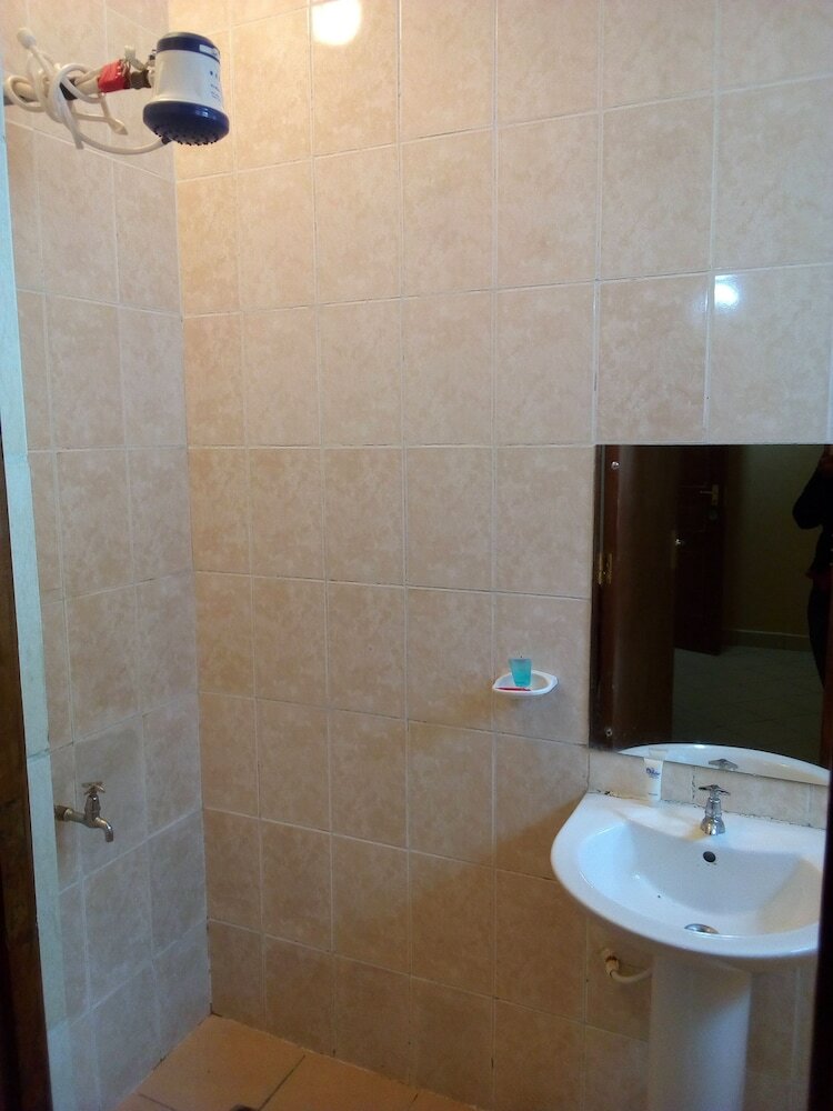 Фото Royal Delight Hotel & Apartments