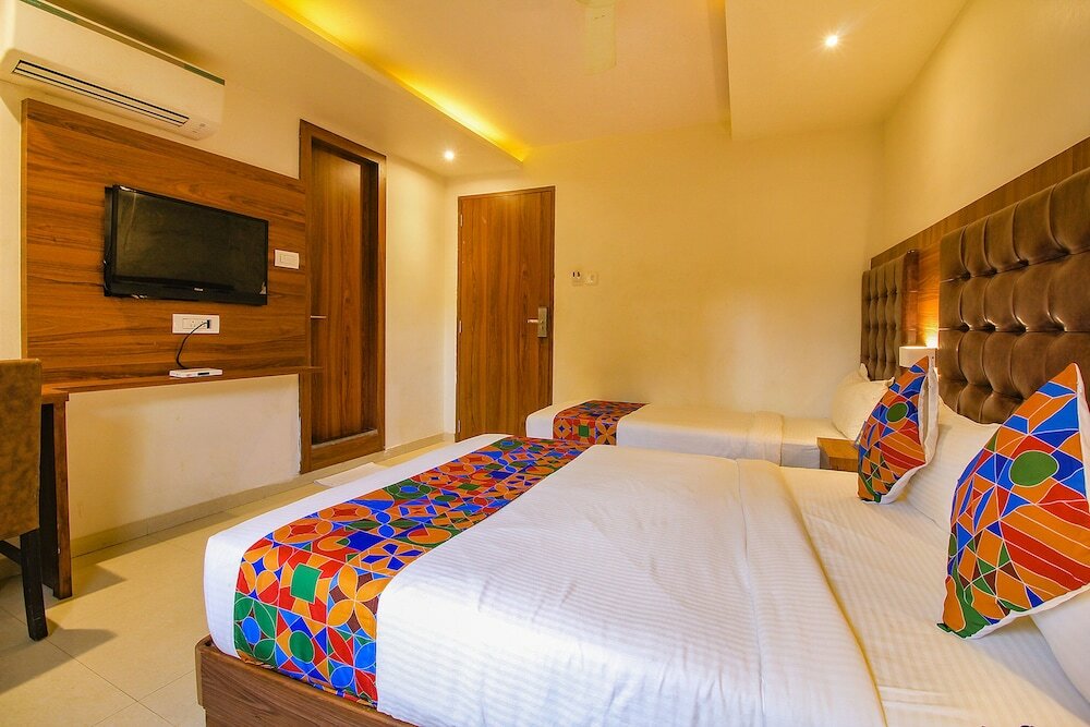 Фото Fabhotel Seven Olives