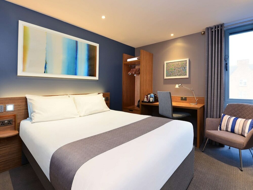 Фото Travelodge London City Airport