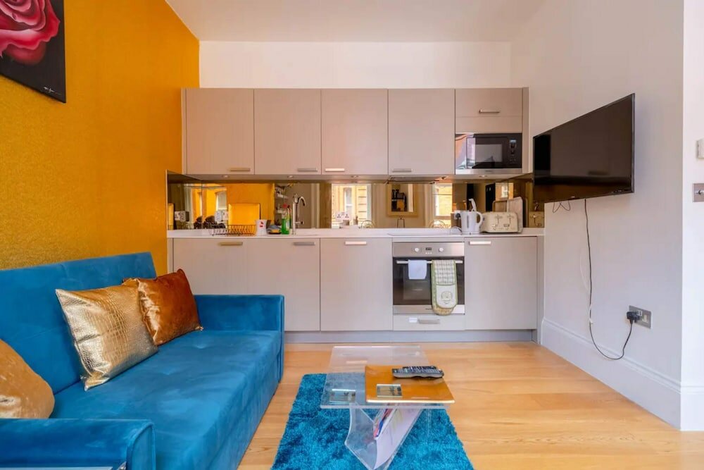 Фото Central & Cosy 1bd Flat - Soho
