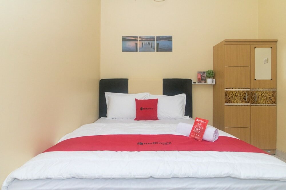 Фото RedDoorz Syariah near Stasiun Madiun