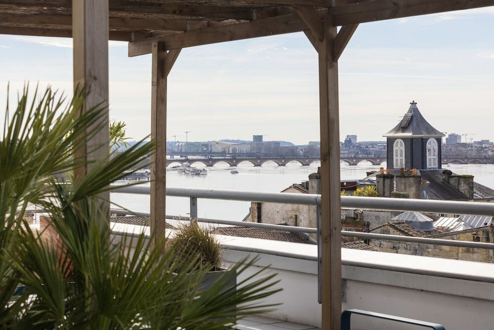 Фото Hotel Indigo Bordeaux Centre Chartrons, an Ihg Hotel