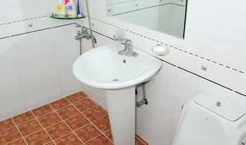 Фото Yeosu Inn Guesthouse