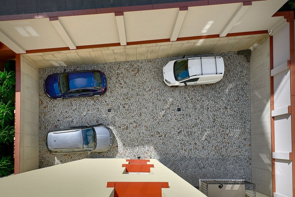 Фото DownTown Suites Rubesova