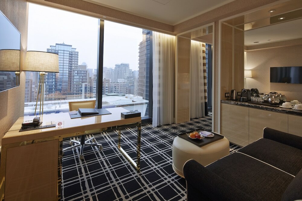 Фото The Lin Hotel