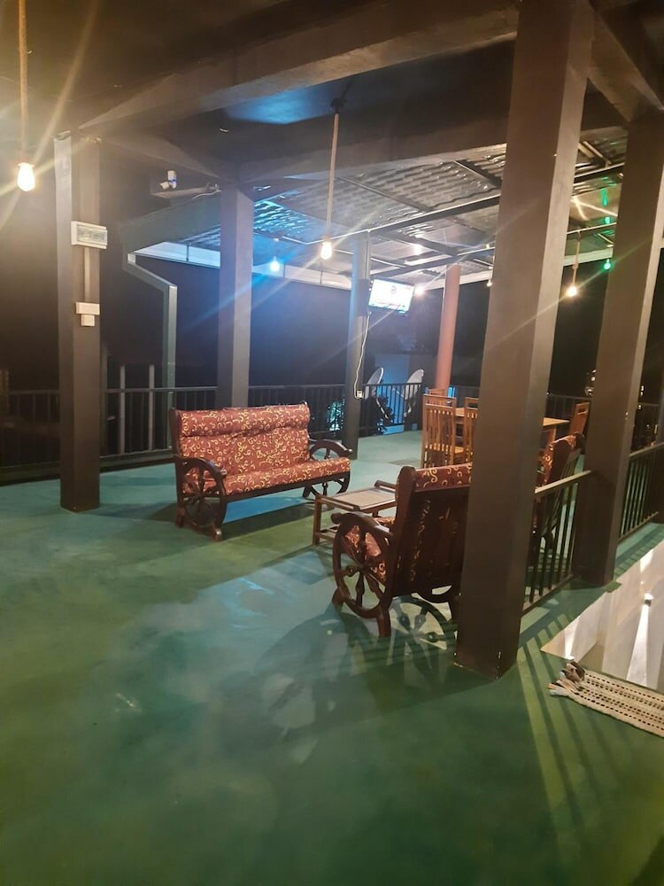 Фото The Zenith Inn Ella