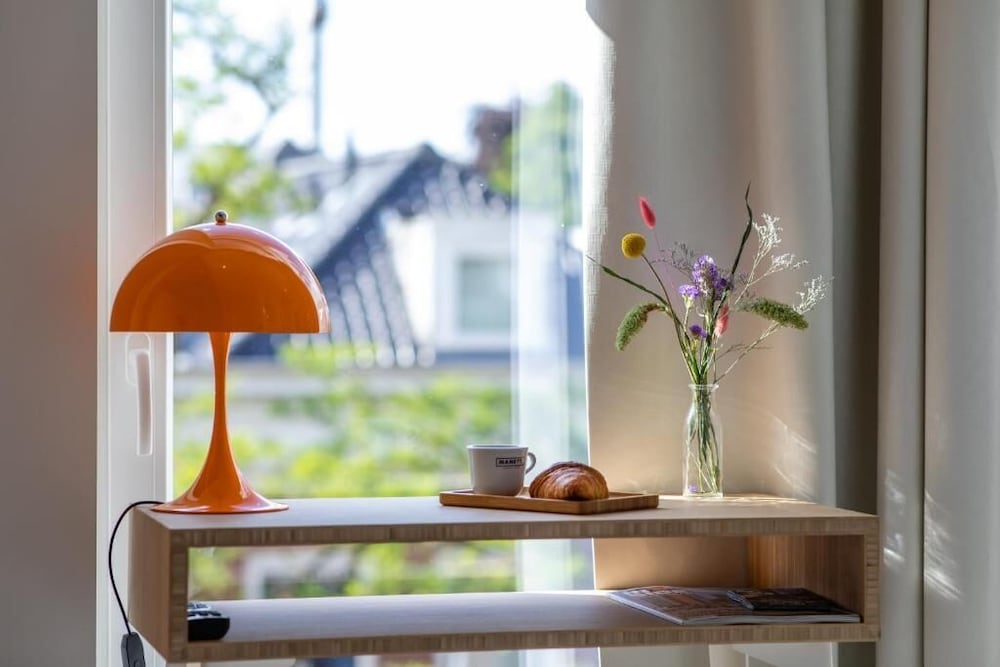 Фото The Bellhop Hotel