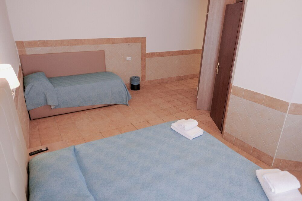 Фото Hotel Alex Square