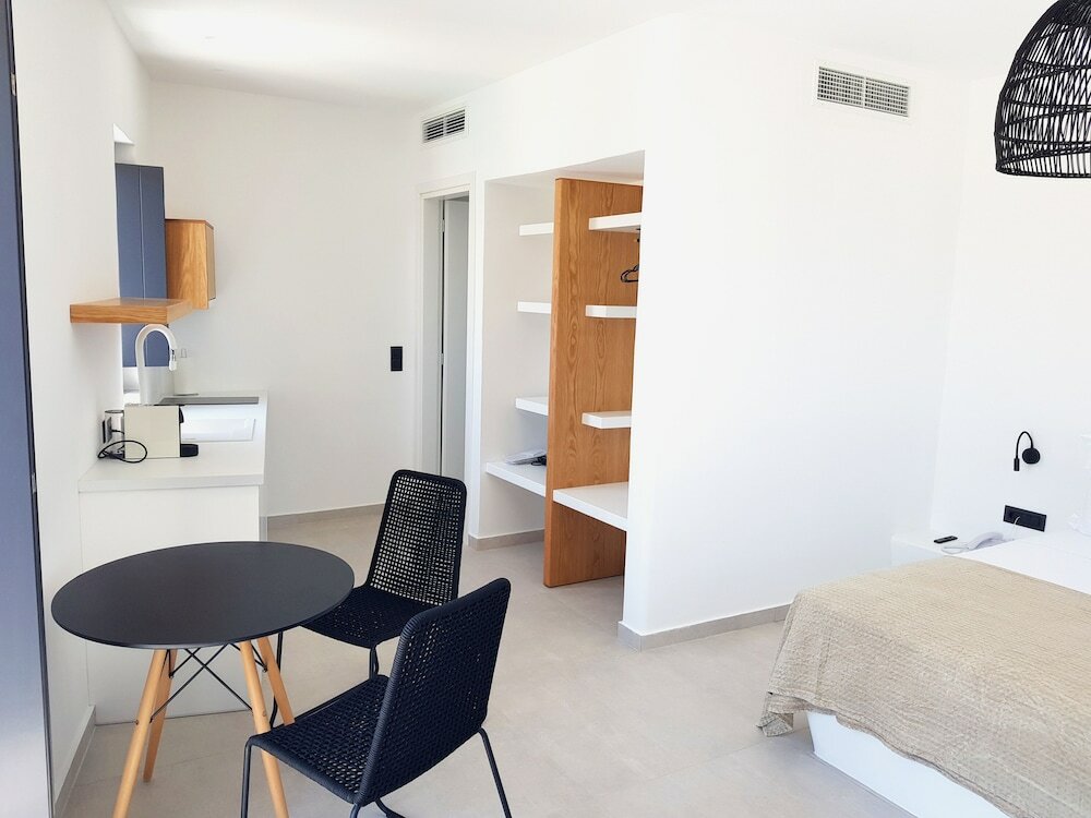 Фото MyLithos Suites