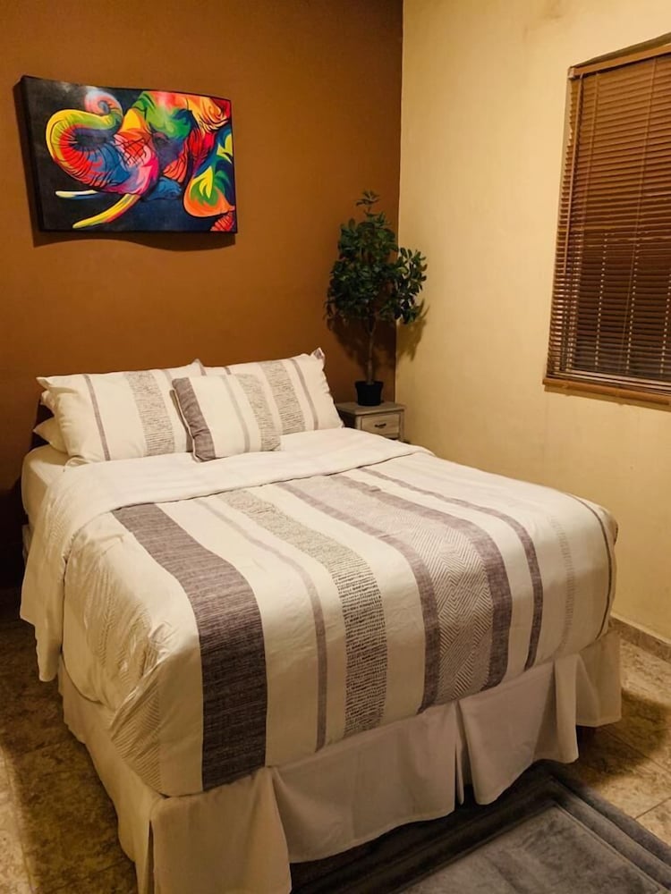 Фото Franks House