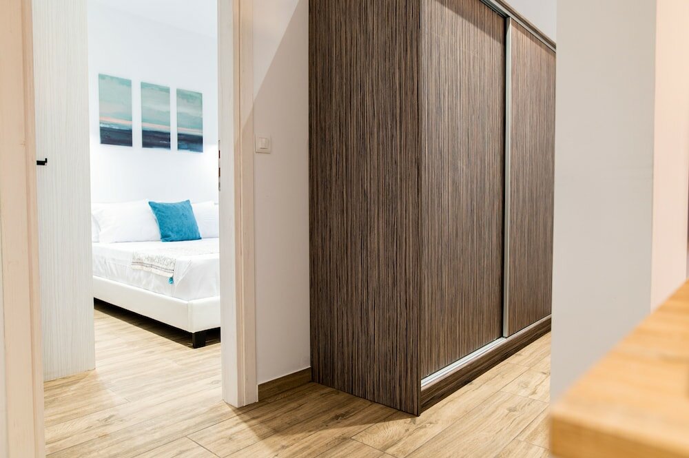 Фото Pebble Garden Blue Dahlia