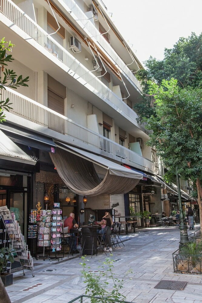 Фото отеля 1