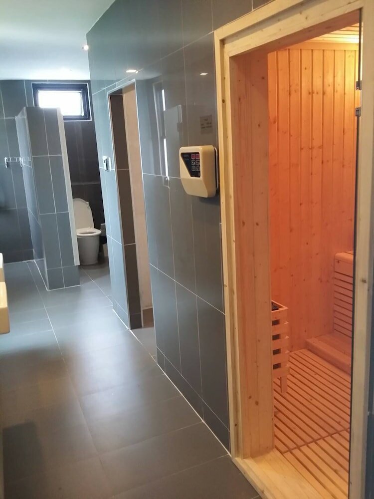 Фото The Chezz Condominium by Patsamon