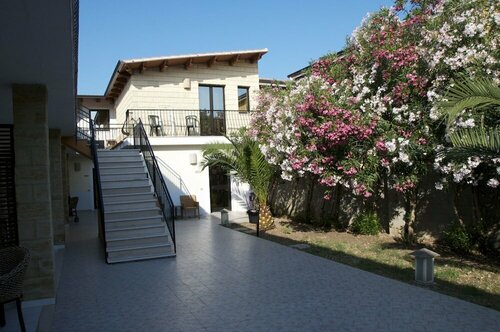 Отель Villagio Baia dei Gigli