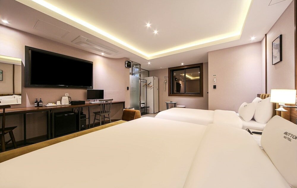 Фото Hotel Button