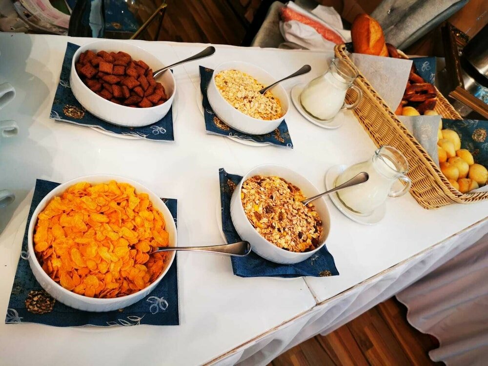 Фото Landgasthaus Kreuz Michelbach