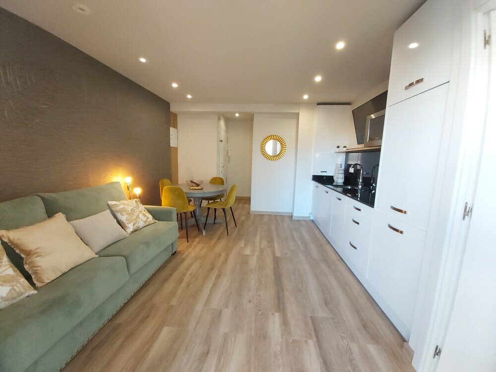 Фото Del Parque Flats Flores Premium