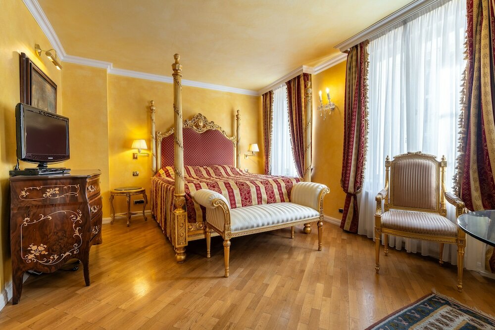 Фото Nosticova Apartments