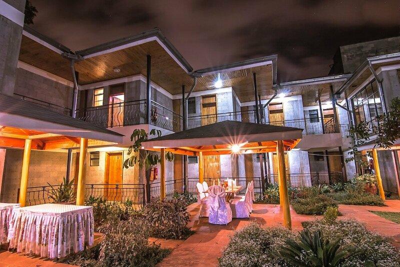 Гостиница Chak Guest House & Conference Centre в Найроби
