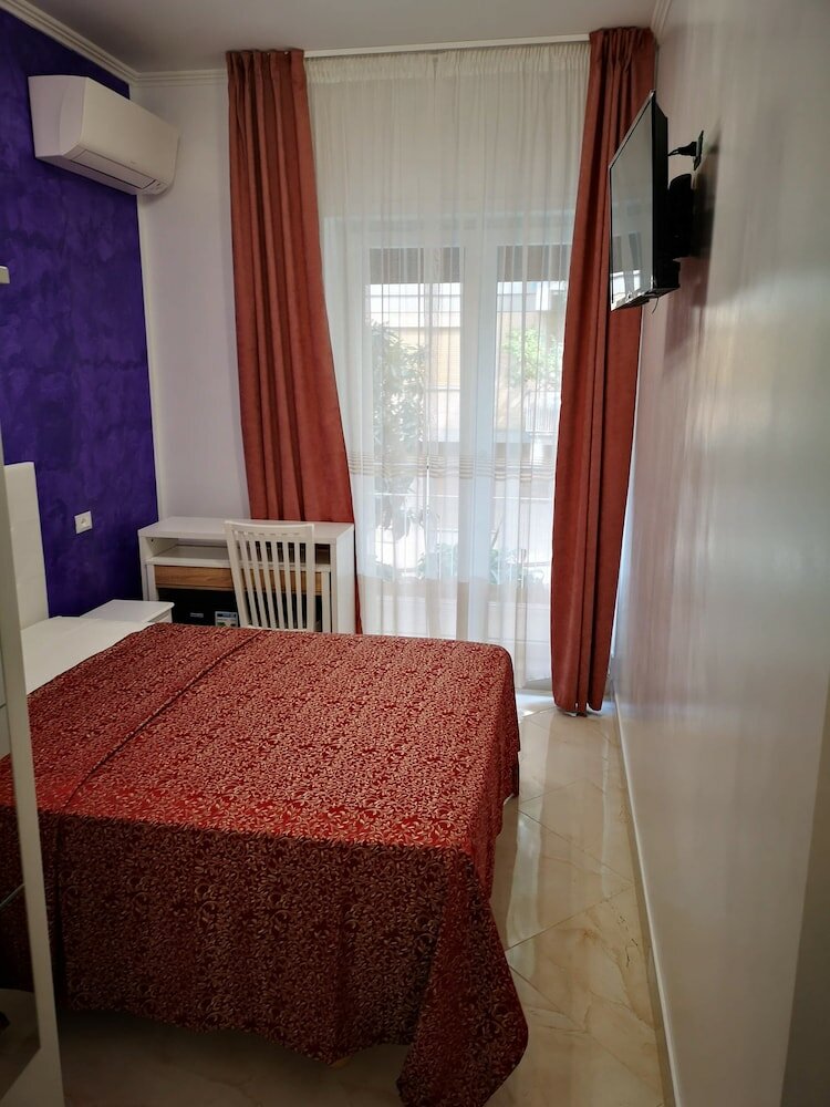 Фото St. Peter Area Luxury Suites