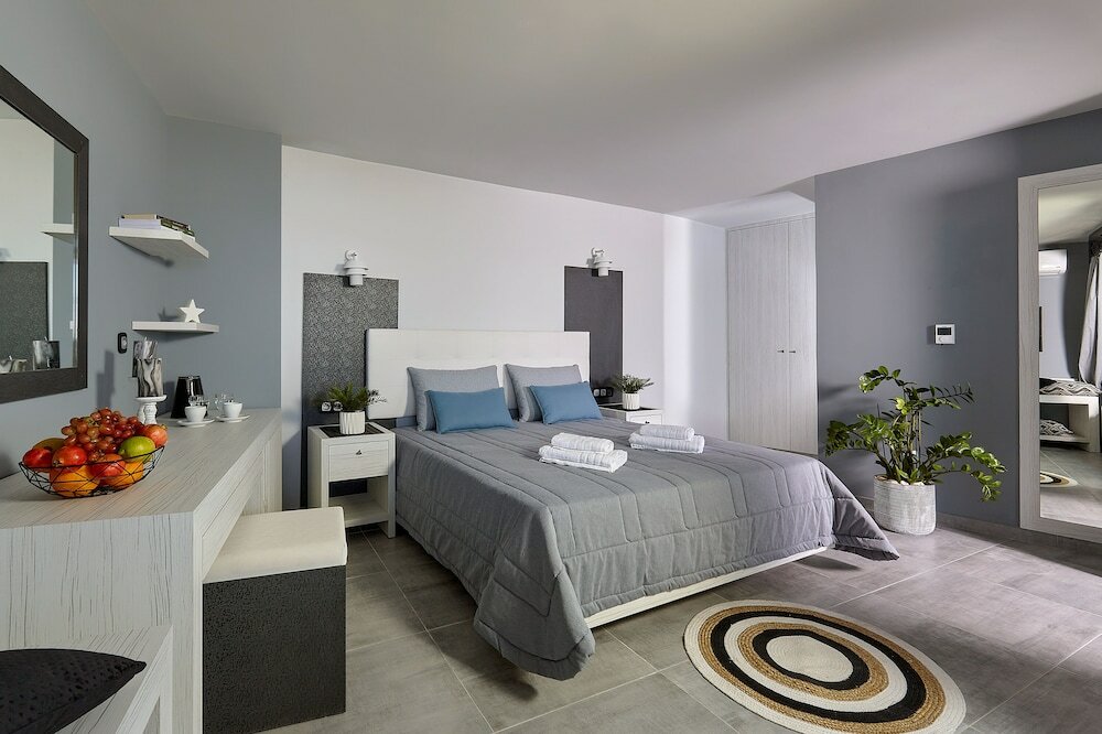 Фото Seli Sea View Apartments and Studios