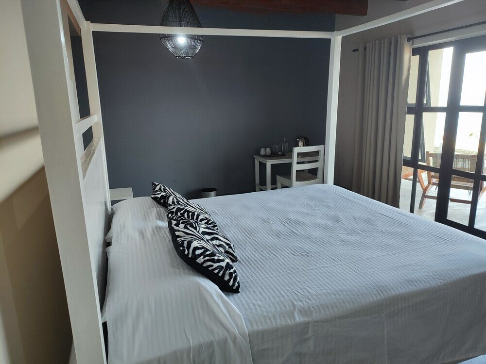 Фото Joma Adventure Lodge