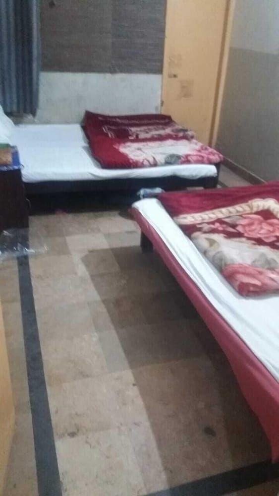 Фото Marjan Hotel Faizabad