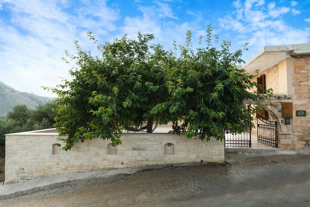 Фото Pagonas Traditional House