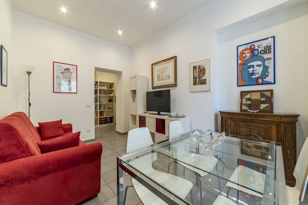 Фото Porta Pia & Villa Torlonia Apartment with Balcony