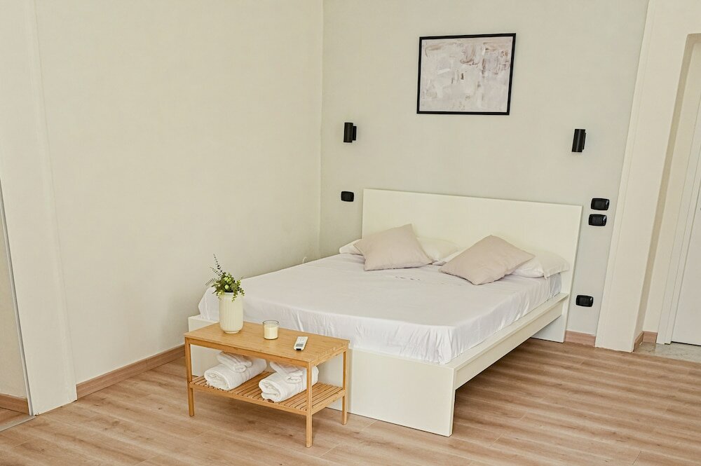 Фото Cozy Rooms Napoli