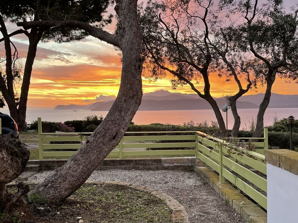 Фото Les Bouganvilles by SolturElba