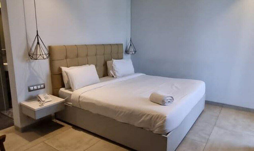 Фото Fabhotel Prime Waltair Abode