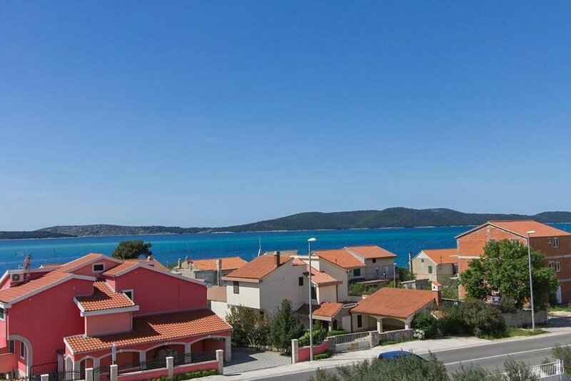 Гостиница Brodarica Penthouse 42, Sea View в Бродарице