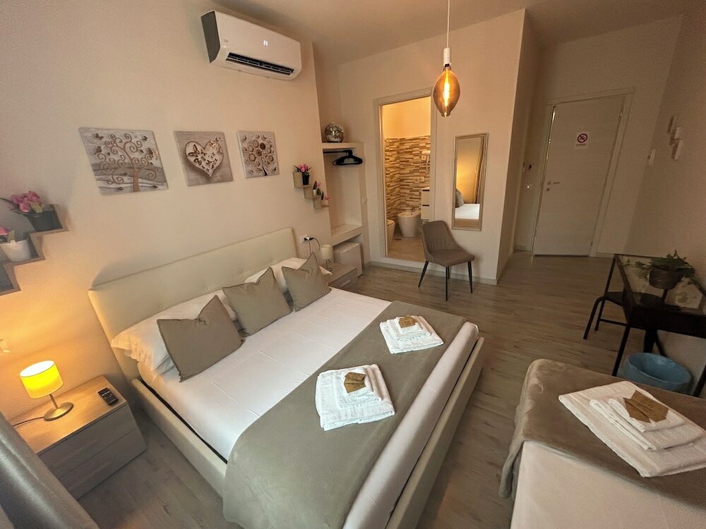 Фото San Pietro Rooms 84