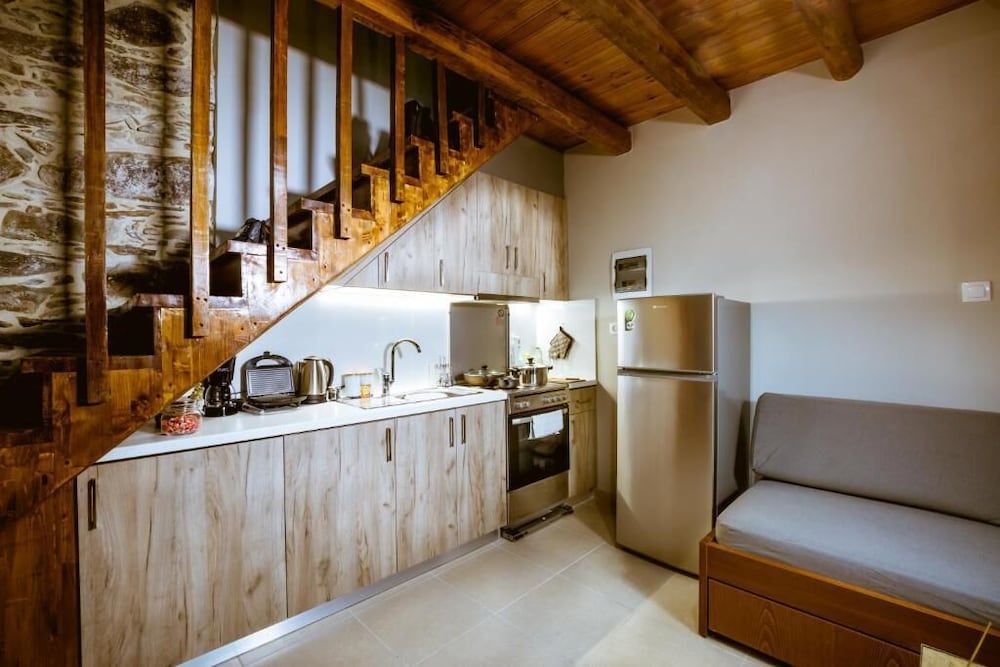 Фото Ellafos Traditional Living