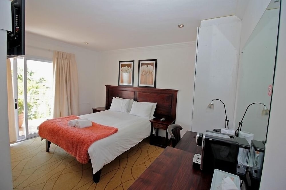 Фото Kwantu Guesthouses