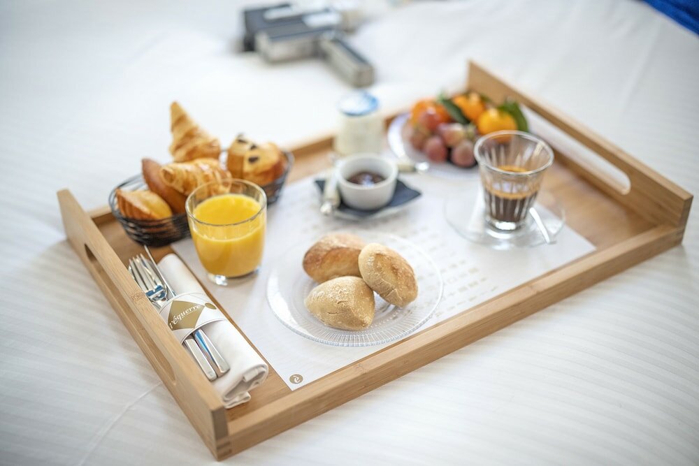 Фото Hotel L'Eautel Toulon Port