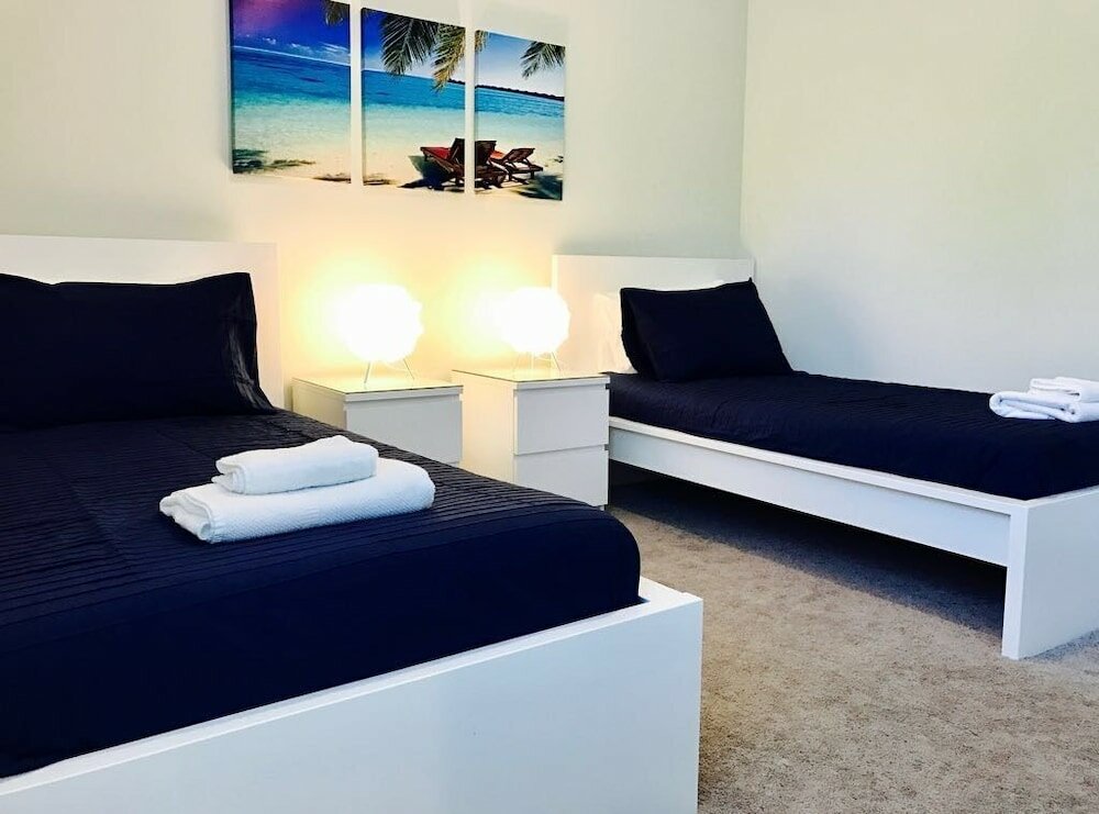 Фото 4 Bedroom Home by Ideal Experience Vr