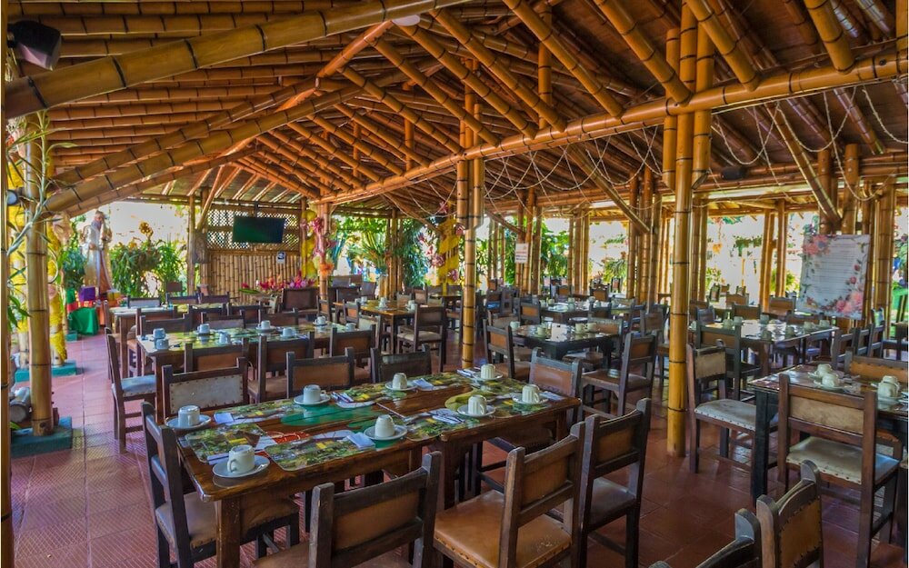 Фото On Vacation Karlaká